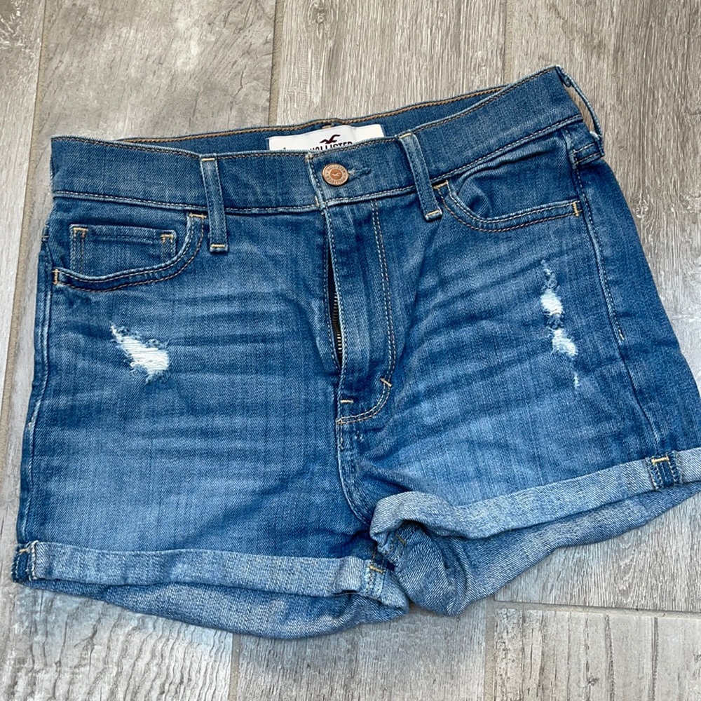Hollister High Rise shorts